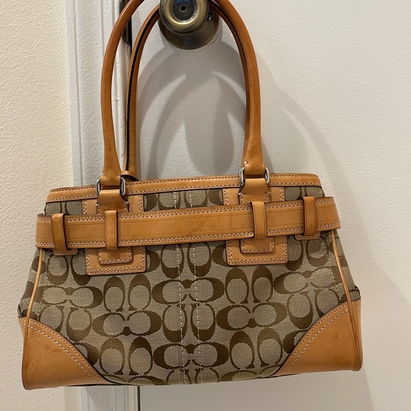 Coach satchel - Picture 3 of 4